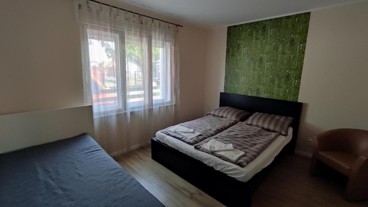 Bamboo Apartman Siofok Exterior photo