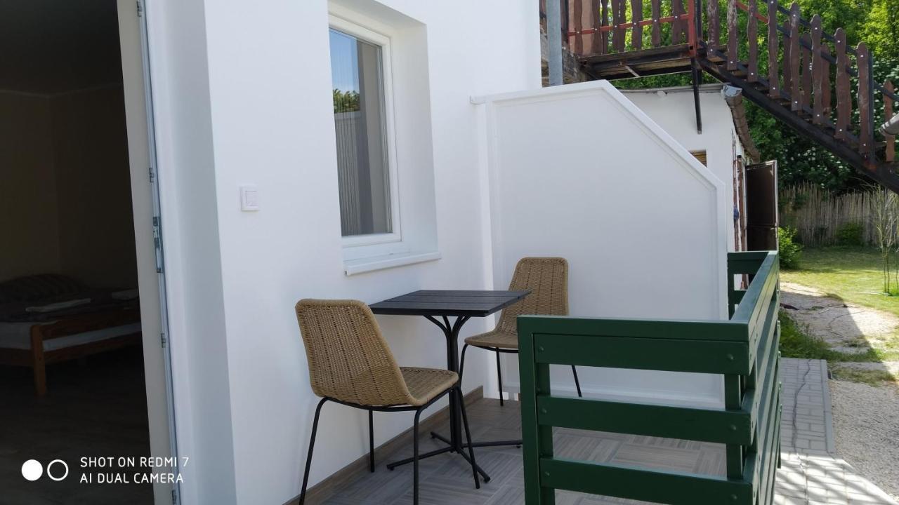 Bamboo Apartman Siofok Exterior photo